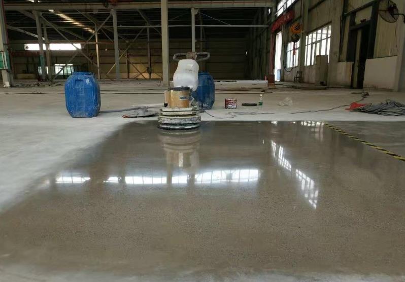 徐州混凝土固化劑地坪冬季施工注意事項 徐州混凝土固化劑地坪冬季施工注意事項